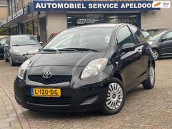 Zwart Gebruikt 2012 Toyota Yaris Hatchback | € 5.950 (Goede deal)