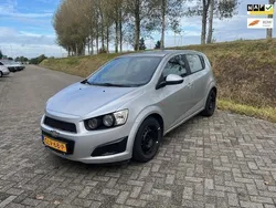 Grijs Gebruikt 2011 Chevrolet Aveo LS Hatchback | € 3.499 (Eerlijke prijs)