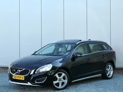Zwart Gebruikt 2011 Volvo V60 Summum Stationwagen | € 14.999 (Duur)