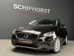 Zwart Gebruikt 2019 Volvo V40 CC Stationwagen | € 16.888 (Goede deal)
