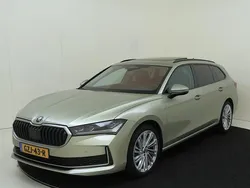 Geel Gebruikt 2025 Skoda Superb Business Line Stationwagen | € 43.950