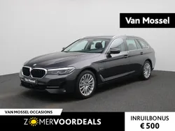 Grijs Gebruikt 2022 BMW 530e Executive Stationwagen | € 39.900 (Super prijs)