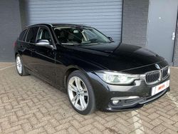 Zwart Gebruikt 2018 BMW 318 Executive Stationwagen | € 8.800 (Eerlijke prijs)
