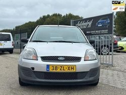 Grijs Gebruikt 2008 Ford Fiesta Cool & Sound Edition Hatchback | € 1.999 (Eerlijke prijs)