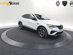 Wit Gebruikt 2024 Renault Arkana Techno SUV | € 29.900 (Eerlijke prijs)