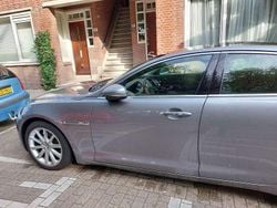 Grijs Gebruikt 2013 Jaguar XJ Luxury Sedan | € 9.500 (Eerlijke prijs)
