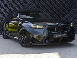 Zwart Nieuw 2025 BMW M5 Comfort Edition Stationwagen | € 176.900 (Duur)