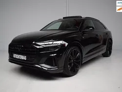 Zwart Gebruikt 2021 Audi Q8 S-Line SUV | € 73.945 (Eerlijke prijs)