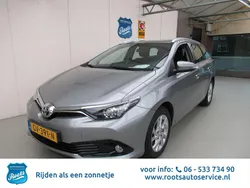 Grijs Gebruikt 2015 Toyota Auris Stationwagen | € 11.940 (Eerlijke prijs)