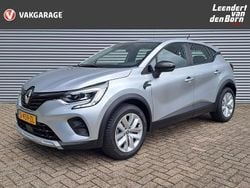 Grijs Gebruikt 2023 Renault Captur Evolution SUV | € 19.795 (Eerlijke prijs)
