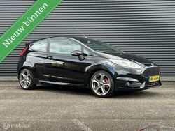 Zwart Gebruikt 2014 Ford Fiesta ST Hatchback | € 13.400 (Eerlijke prijs)