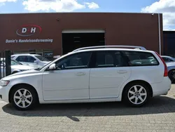 Wit Gebruikt 2010 Volvo V50 R-Design Stationwagen | € 7.899 (Duur)