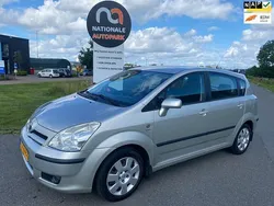 Grijs Gebruikt 2004 Toyota Corolla Verso Sol MPV | € 3.899 (Eerlijke prijs)
