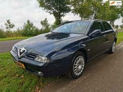Grijs, metallic lak Gebruikt 2000 Alfa Romeo 166 Sedan | € 3.750