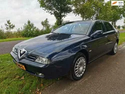 Grijs, metallic lak Gebruikt 2000 Alfa Romeo 166 Sedan | € 3.750