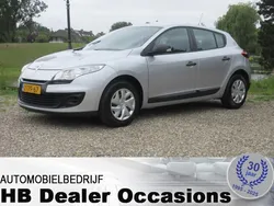 Grijs, metallic lak Gebruikt 2012 Renault Mégane III Expression Hatchback | € 3.850 (Goede deal)