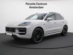 Gebruikt 2025 Porsche Cayenne SUV | € 141.655