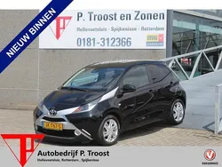 Zwart Gebruikt 2016 Toyota Aygo Sport Hatchback | € 9.950 (Eerlijke prijs)