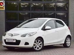 Wit Gebruikt 2010 Mazda 2 Hatchback | € 5.950 (Eerlijke prijs)