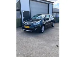 Zwart Gebruikt 2012 Renault Clio IV Collection Hatchback | € 3.250 (Goede deal)