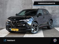 Zwart Nieuw 2025 Alfa Romeo Junior Edizione Speciale SUV | € 35.895 (Goede deal)