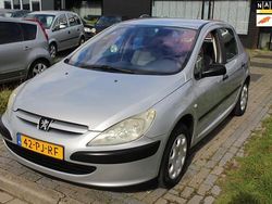 Grijs Gebruikt 2004 Peugeot 307 Hatchback | € 999 (Goede deal)