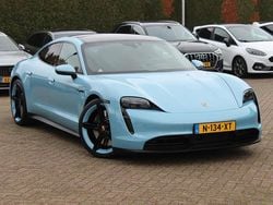 Blauw Gebruikt 2022 Porsche Taycan Performance Package Sedan | € 64.950 (Super prijs)