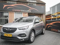 Grijs, andere lak Gebruikt 2017 Opel Grandland X SUV | € 10.400 (Eerlijke prijs)