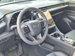 Zilver Gebruikt 2024 Lexus LBX SUV | € 37.400 (Goede deal)