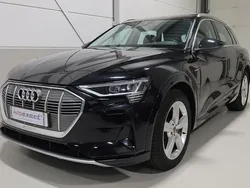 Zwart Gebruikt 2019 Audi e-tron Design SUV | € 22.900 (Goede deal)