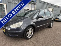 Grijs Gebruikt 2009 Ford S-MAX S MPV | € 2.450 (Goede deal)