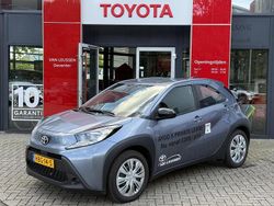 Grijs Gebruikt 2025 Toyota Aygo X-play Hatchback | € 18.900 (Eerlijke prijs)