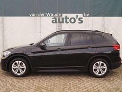 Zwart Gebruikt 2020 BMW X1 Executive SUV | € 21.900 (Goede deal)