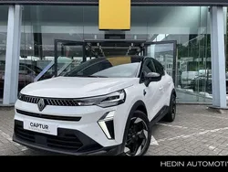 Wit Nieuw 2025 Renault Captur Techno SUV | € 35.128 (Duur)
