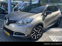 Twotone beige cendré / noir e Gebruikt 2015 Renault Captur Dynamique SUV | € 9.445 (Eerlijke prijs)