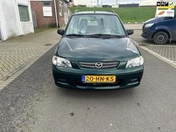 Groen Gebruikt 2001 Mazda Demio Exclusive Hatchback | € 1.350