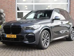 Grijs, metallic lak Gebruikt 2020 BMW X5 Executive SUV | € 46.950 (Eerlijke prijs)