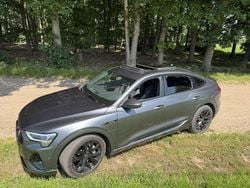 Grijs Gebruikt 2021 Audi e-tron S-Line SUV | € 32.950 (Goede deal)