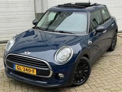 Blauw Gebruikt 2015 Mini ONE Chili Hatchback | € 10.300 (Eerlijke prijs)