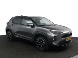 Grijs Gebruikt 2023 Toyota Yaris Cross Active SUV | € 27.499 (Iets duurder)