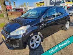 Zwart Gebruikt 2013 Peugeot 208 Allure Hatchback | € 5.200 (Goede deal)