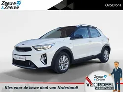 (bud) clear white/black s Gebruikt 2021 Kia Stonic SUV | € 20.940 (Goede deal)