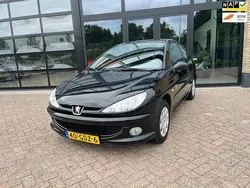 Zwart Gebruikt 2008 Peugeot 206 Hatchback | € 3.450 (Iets duurder)