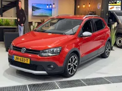 Oranje, metallic lak Gebruikt 2011 VW Polo Cross Hatchback | € 6.995 (Eerlijke prijs)