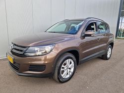 Bruin Gebruikt 2013 VW Tiguan Comfortline SUV | € 8.950 (Goede deal)