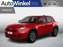 Rood Nieuw 2024 Fiat 600 Urban SUV | € 28.990 (Eerlijke prijs)