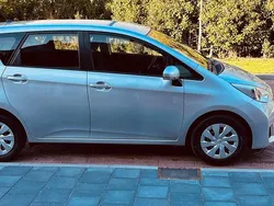 Zilver Gebruikt 2013 Toyota Verso-S Plus MPV | € 8.500 (Goede deal)