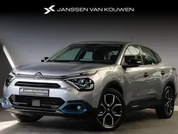 Grijs Gebruikt 2023 Citroën e-C4 Feel Sedan | € 20.795 (Eerlijke prijs)