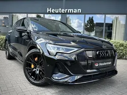Zwart Gebruikt 2022 Audi e-tron Black Edition SUV | € 38.950 (Iets duurder)