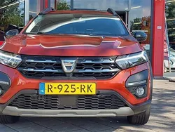 Bruin Gebruikt 2022 Dacia Jogger Extreme | € 19.399 (Eerlijke prijs)